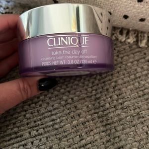 Clinique take the day off cleaning balm